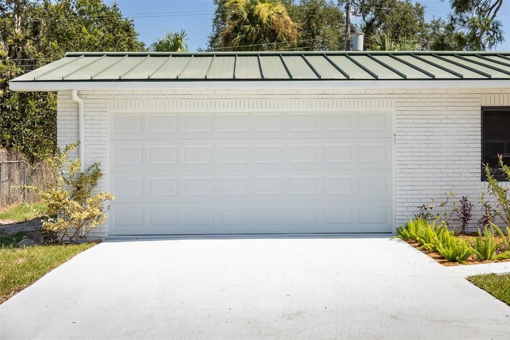 For Sale: $359,000 (3 beds, 2 baths, 1516 Square Feet)