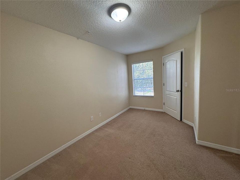 En Venta: $395,000 (3 camas, 2 baños, 1916 Pies cuadrados)