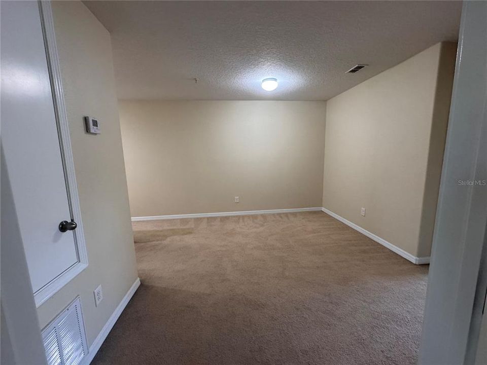 En Venta: $395,000 (3 camas, 2 baños, 1916 Pies cuadrados)