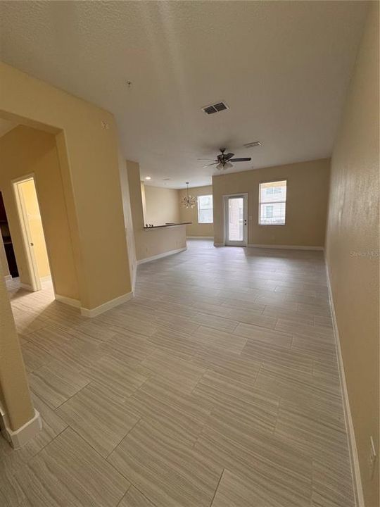 En Venta: $395,000 (3 camas, 2 baños, 1916 Pies cuadrados)