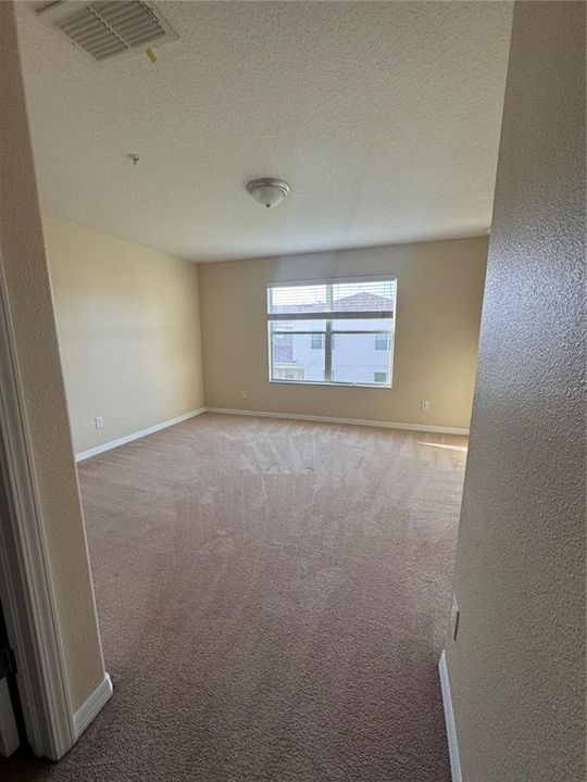 En Venta: $395,000 (3 camas, 2 baños, 1916 Pies cuadrados)