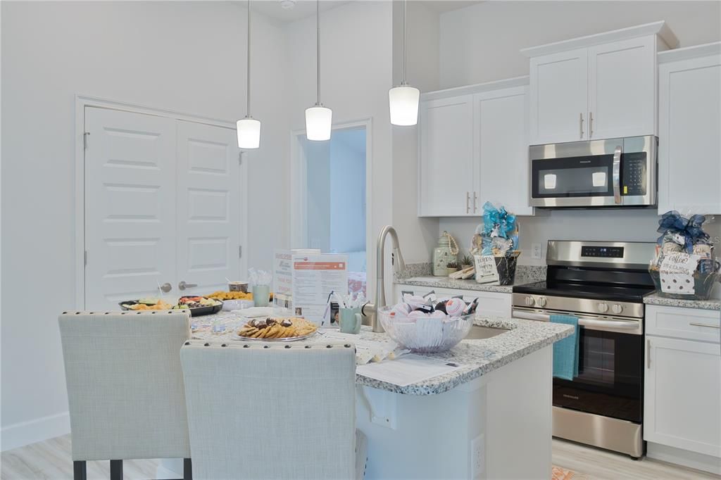 Active With Contract: $260,400 (4 beds, 2 baths, 1635 Square Feet)