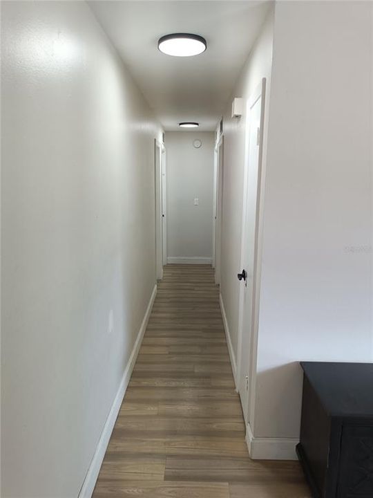 For Sale: $240,000 (3 beds, 2 baths, 1008 Square Feet)