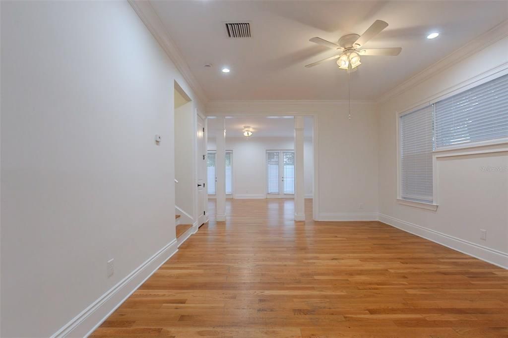 На продажу: $869,900 (3 спален, 2 ванн, 2598 Квадратных фут)