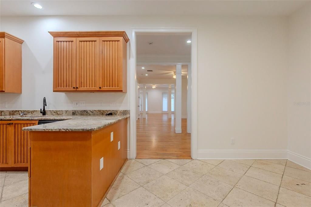 На продажу: $869,900 (3 спален, 2 ванн, 2598 Квадратных фут)