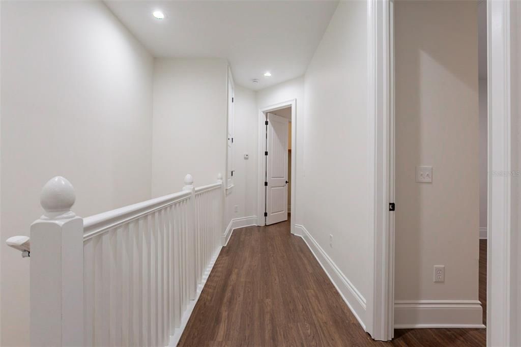 На продажу: $869,900 (3 спален, 2 ванн, 2598 Квадратных фут)