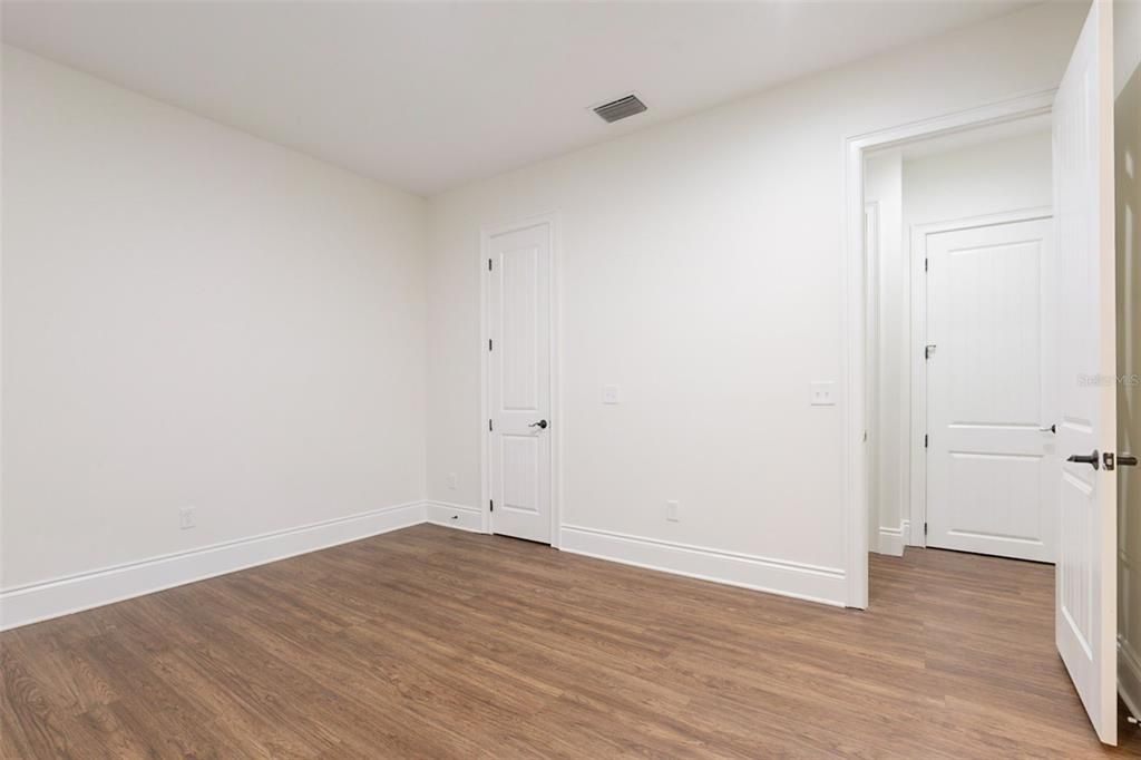 На продажу: $869,900 (3 спален, 2 ванн, 2598 Квадратных фут)