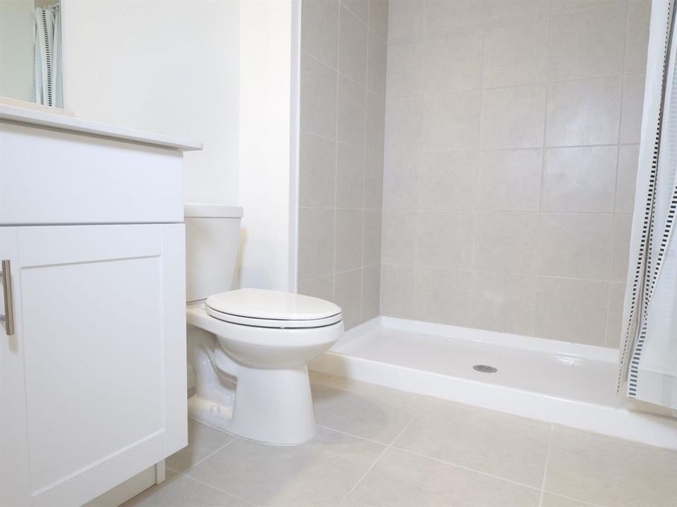 For Rent: $2,145 (3 beds, 2 baths, 1634 Square Feet)