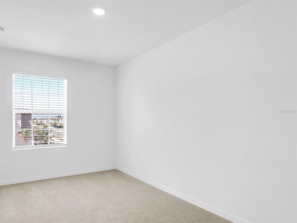 For Rent: $2,145 (3 beds, 2 baths, 1634 Square Feet)