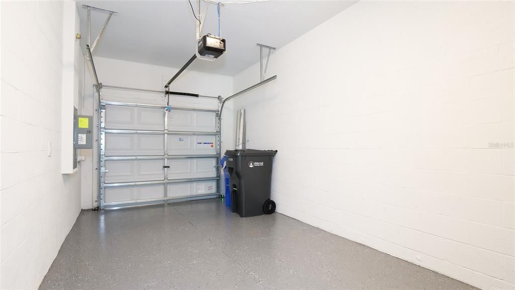 For Rent: $2,145 (3 beds, 2 baths, 1634 Square Feet)