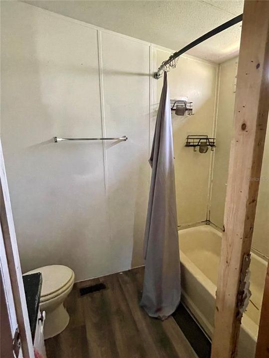 待售: $138,600 (4 贝兹, 4 浴室, 1700 平方英尺)