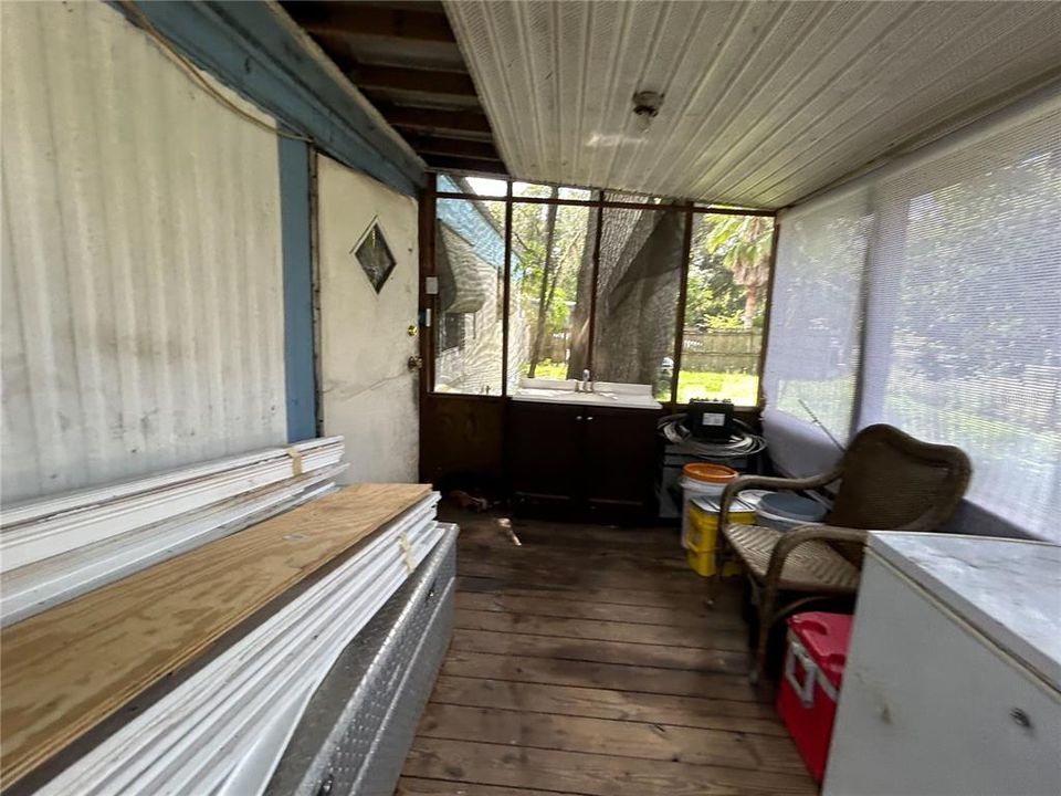 待售: $138,600 (4 贝兹, 4 浴室, 1700 平方英尺)