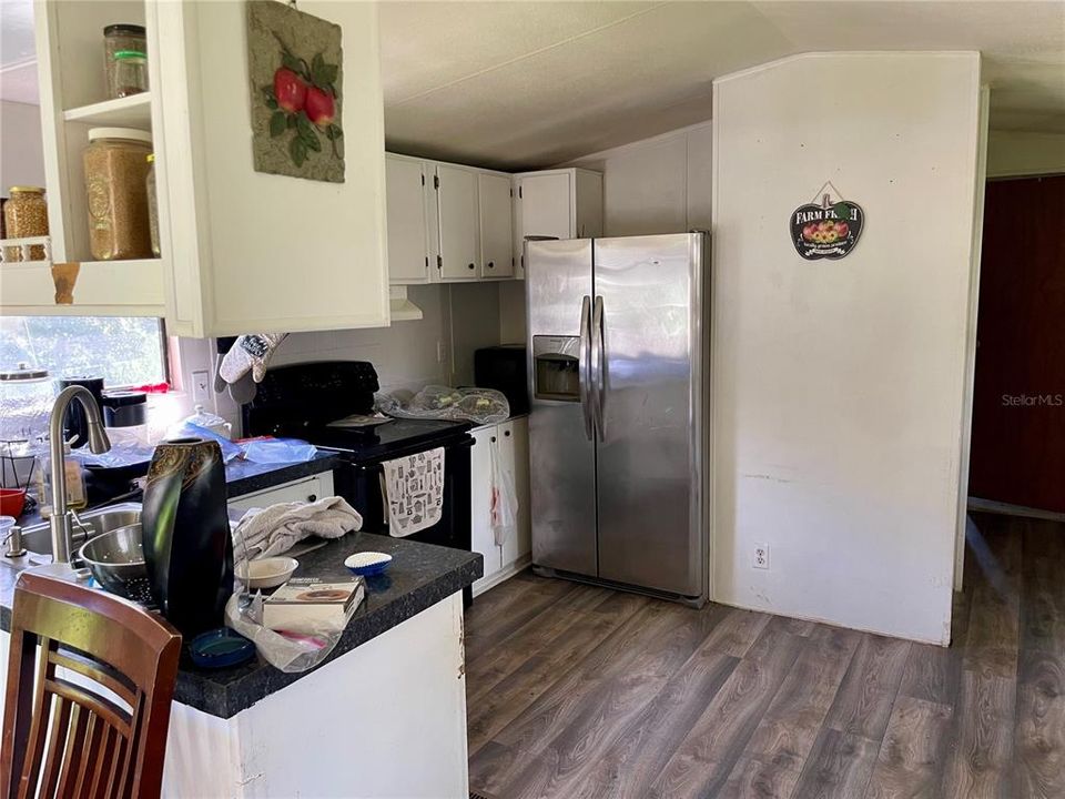 待售: $138,600 (4 贝兹, 4 浴室, 1700 平方英尺)