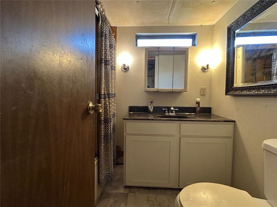 待售: $138,600 (4 贝兹, 4 浴室, 1700 平方英尺)