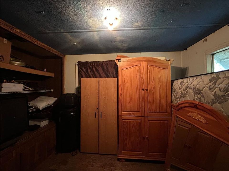 待售: $138,600 (4 贝兹, 4 浴室, 1700 平方英尺)