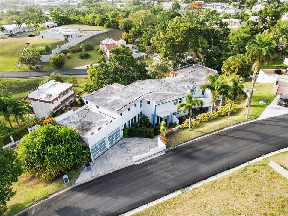 En Venta: $797,000 (5 camas, 4 baños, 3162 Pies cuadrados)