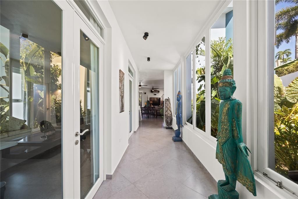 En Venta: $797,000 (5 camas, 4 baños, 3162 Pies cuadrados)