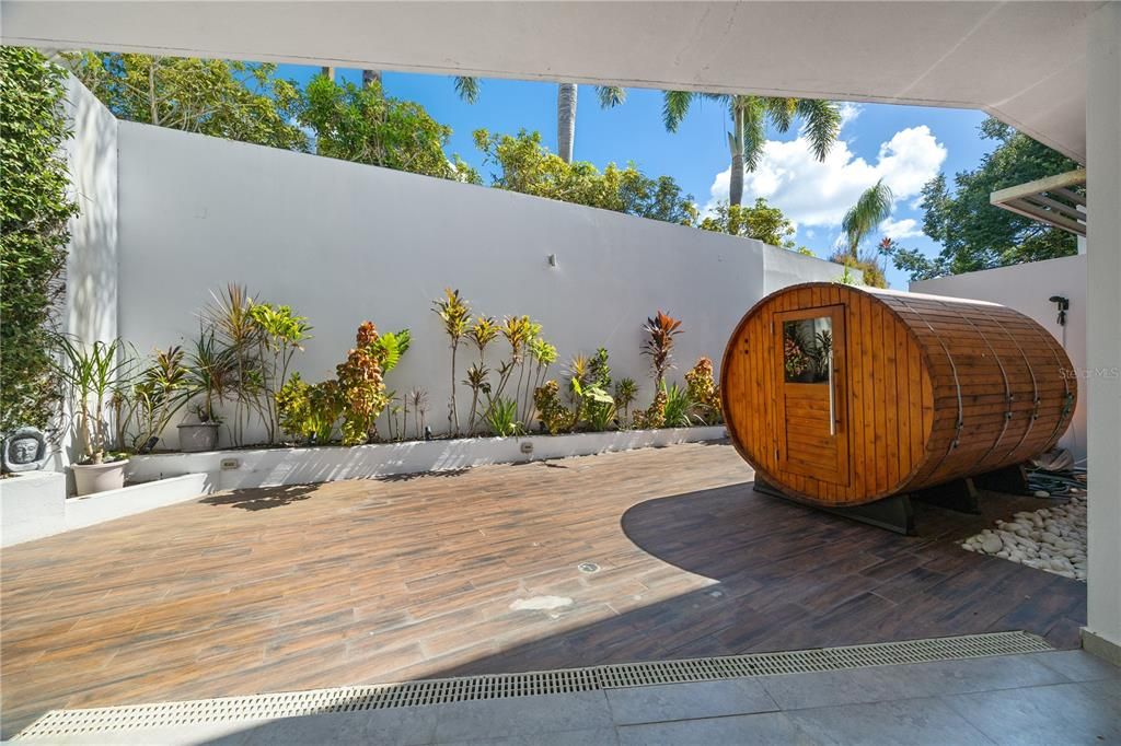 En Venta: $797,000 (5 camas, 4 baños, 3162 Pies cuadrados)