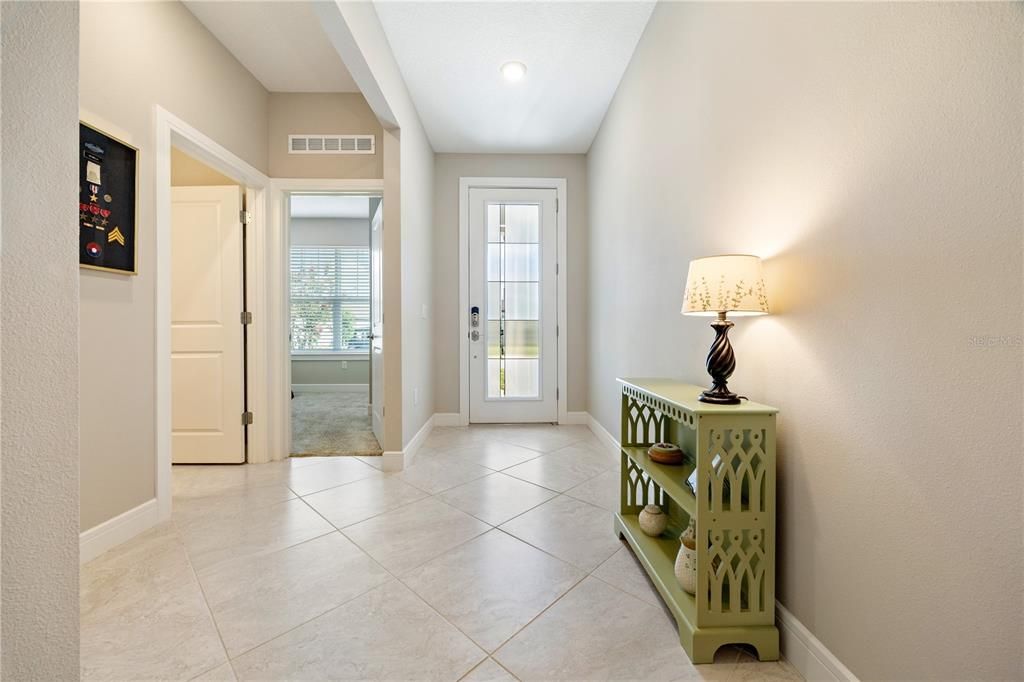 合同活跃: $318,813 (3 贝兹, 2 浴室, 1662 平方英尺)