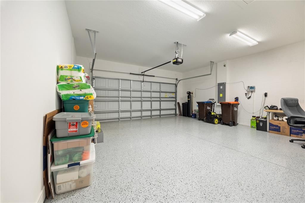 合同活跃: $318,813 (3 贝兹, 2 浴室, 1662 平方英尺)