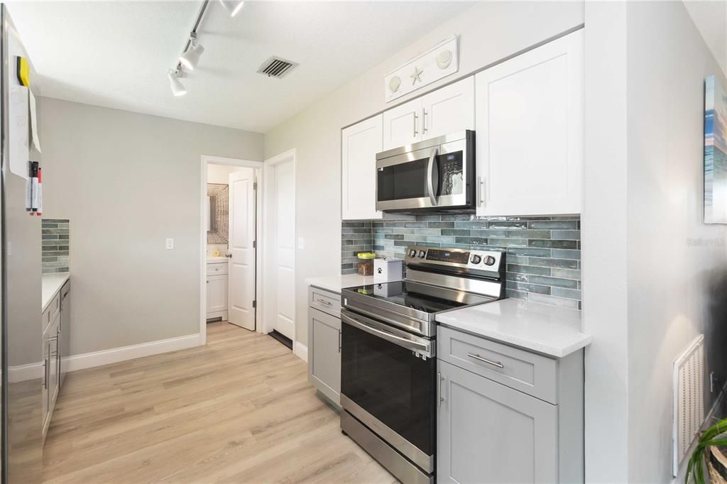 待售: $515,000 (3 贝兹, 2 浴室, 1326 平方英尺)