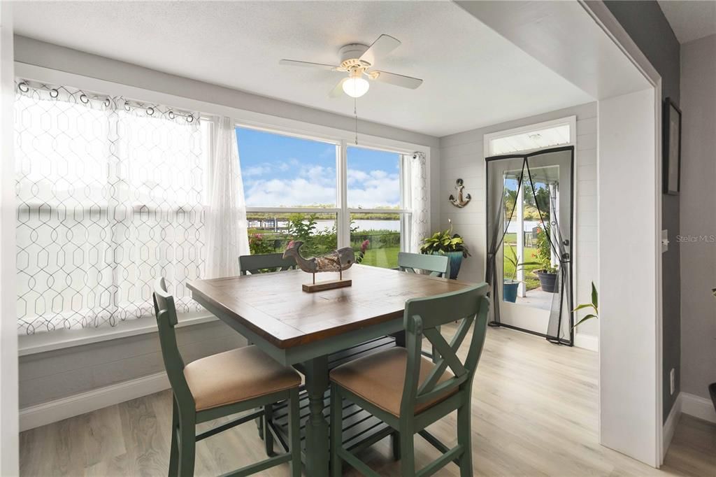 待售: $515,000 (3 贝兹, 2 浴室, 1326 平方英尺)