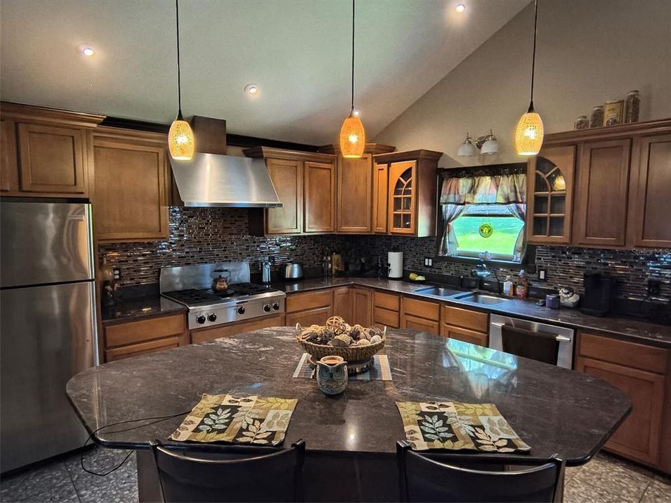 For Sale: $1,875,000 (4 beds, 3 baths, 3441 Square Feet)