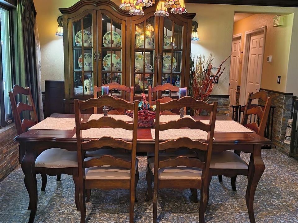 For Sale: $1,875,000 (4 beds, 3 baths, 3441 Square Feet)