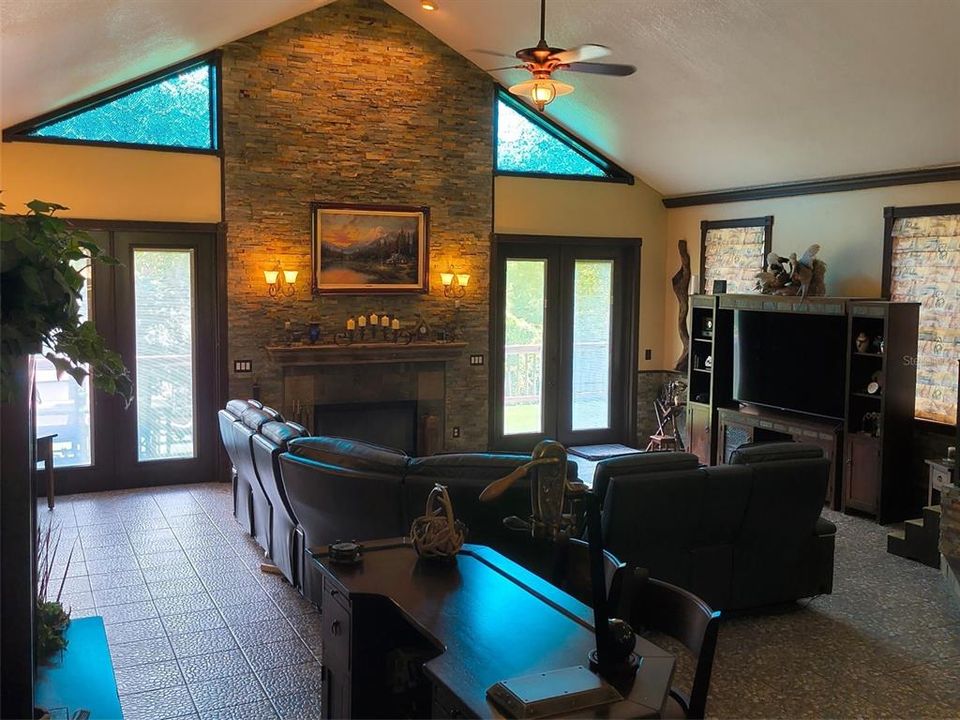 For Sale: $1,875,000 (4 beds, 3 baths, 3441 Square Feet)