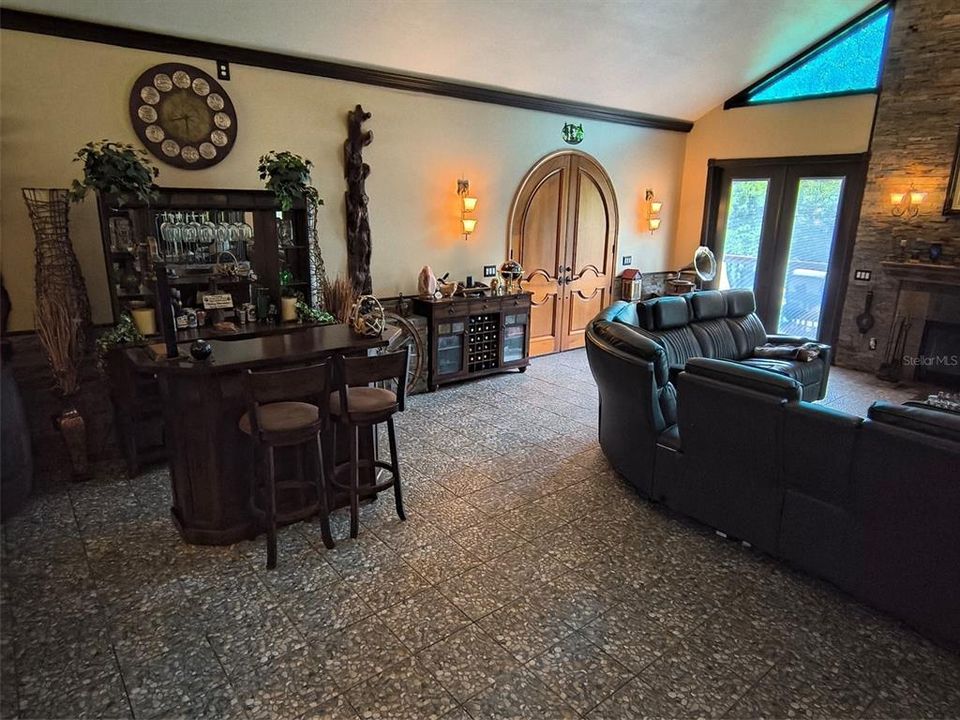 For Sale: $1,875,000 (4 beds, 3 baths, 3441 Square Feet)