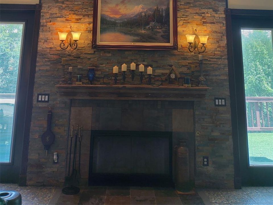 For Sale: $1,875,000 (4 beds, 3 baths, 3441 Square Feet)