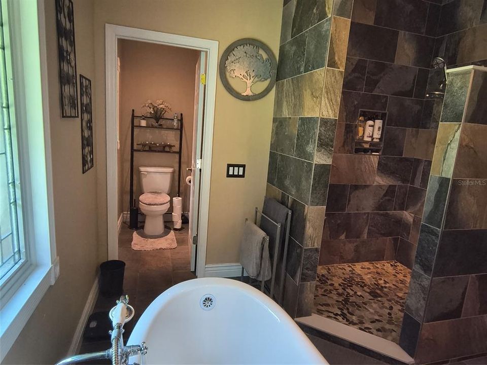 For Sale: $1,875,000 (4 beds, 3 baths, 3441 Square Feet)