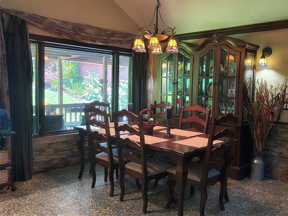 For Sale: $1,875,000 (4 beds, 3 baths, 3441 Square Feet)