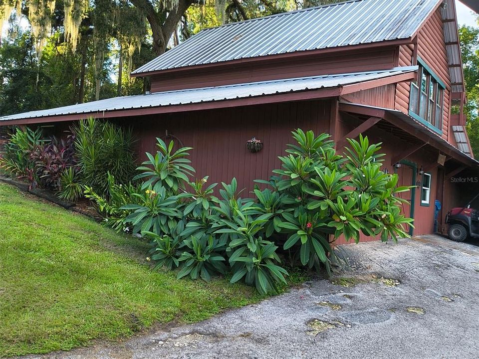 For Sale: $1,875,000 (4 beds, 3 baths, 3441 Square Feet)