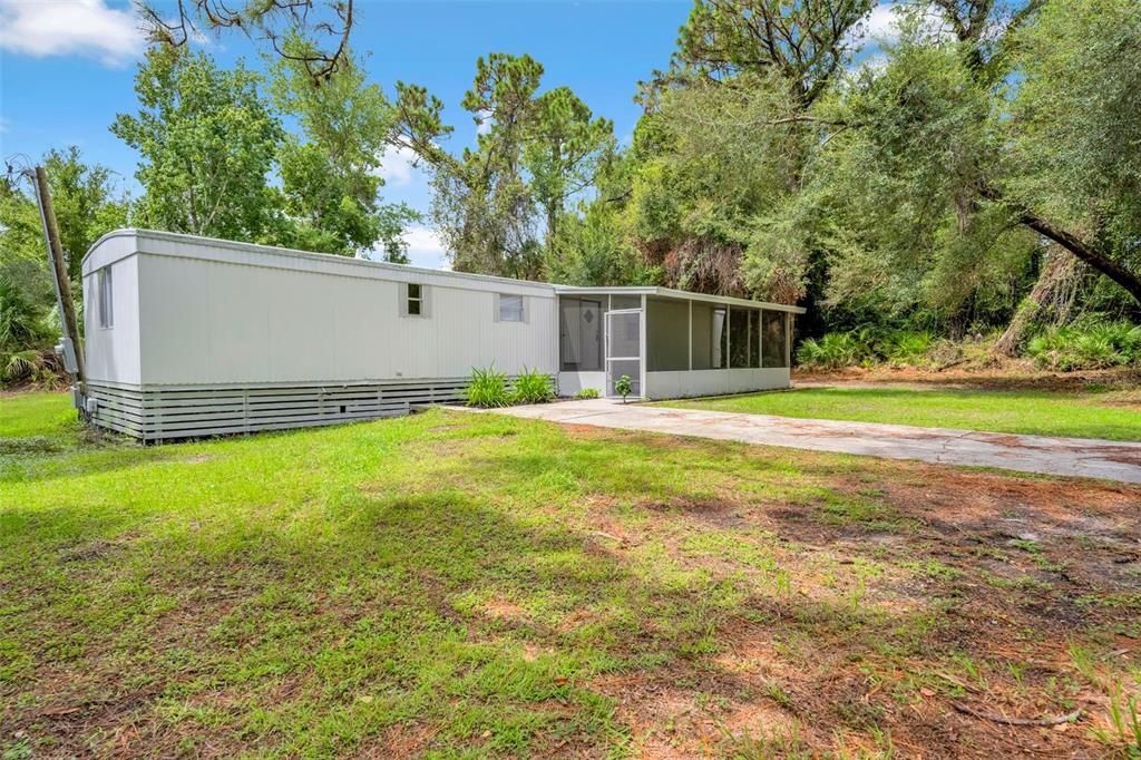 待售: $117,500 (2 贝兹, 1 浴室, 768 平方英尺)