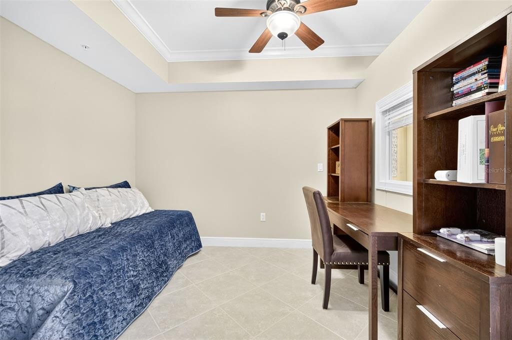 For Sale: $549,000 (2 beds, 2 baths, 2330 Square Feet)