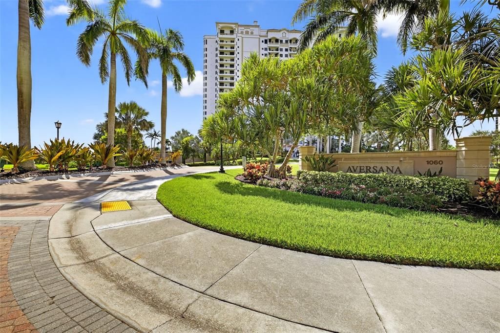 For Sale: $549,000 (2 beds, 2 baths, 2330 Square Feet)