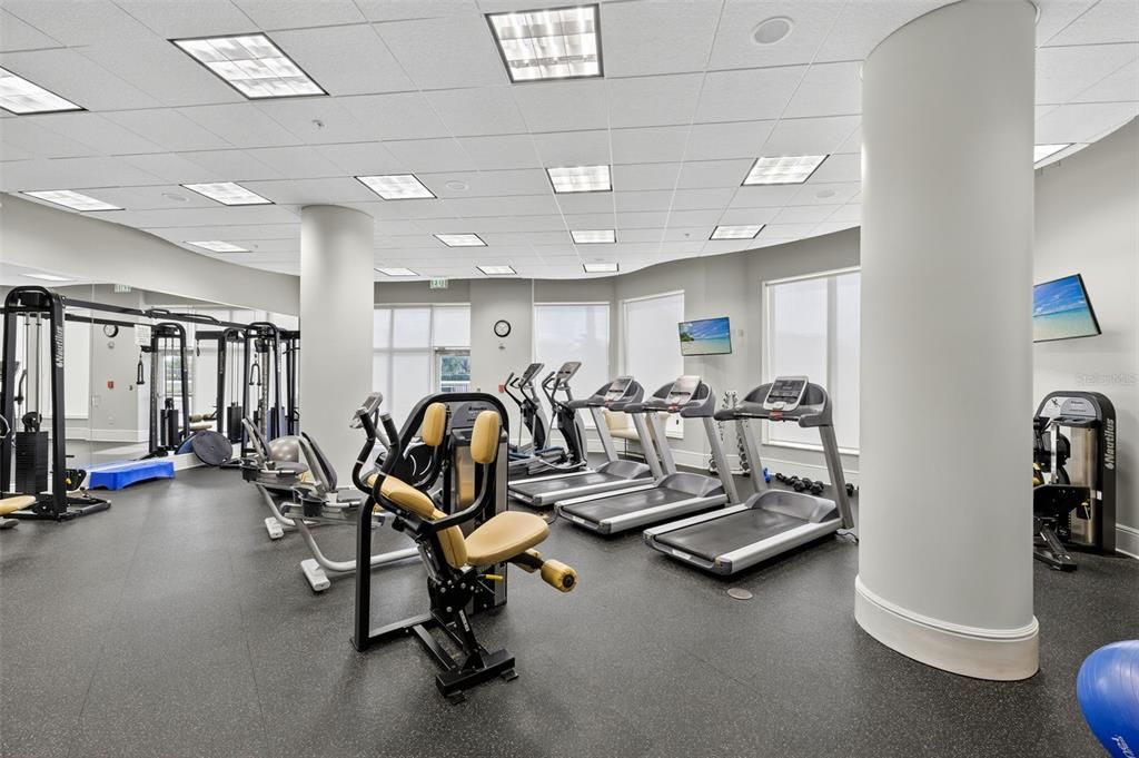 For Sale: $549,000 (2 beds, 2 baths, 2330 Square Feet)