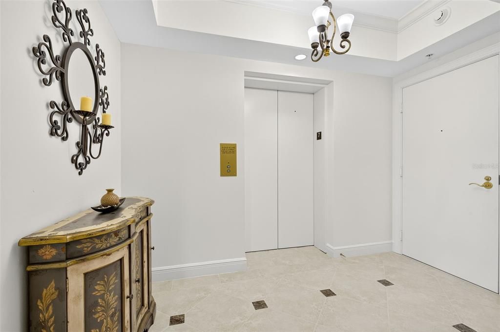 For Sale: $549,000 (2 beds, 2 baths, 2330 Square Feet)