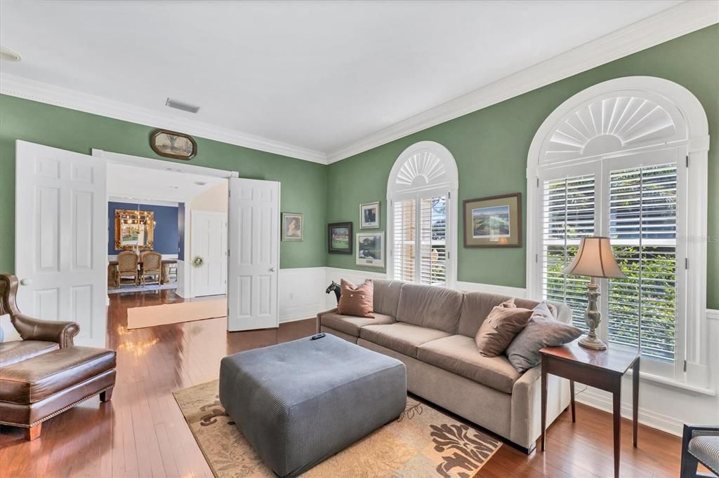 Activo con contrato: $1,795,000 (5 camas, 3 baños, 4554 Pies cuadrados)