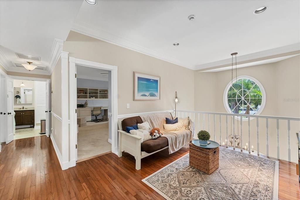 Activo con contrato: $1,795,000 (5 camas, 3 baños, 4554 Pies cuadrados)