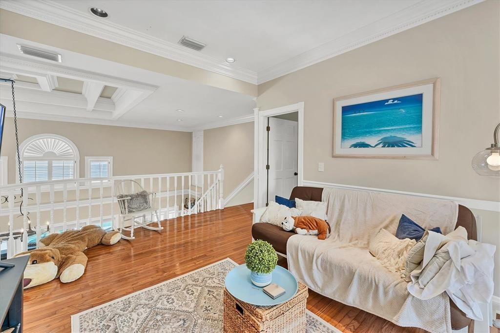 Activo con contrato: $1,795,000 (5 camas, 3 baños, 4554 Pies cuadrados)