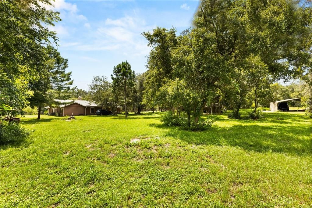 Под контрактом: $454,900 (3 спален, 2 ванн, 2214 Квадратных фут)