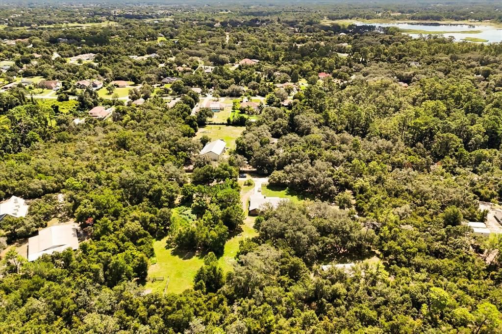 Под контрактом: $454,900 (3 спален, 2 ванн, 2214 Квадратных фут)