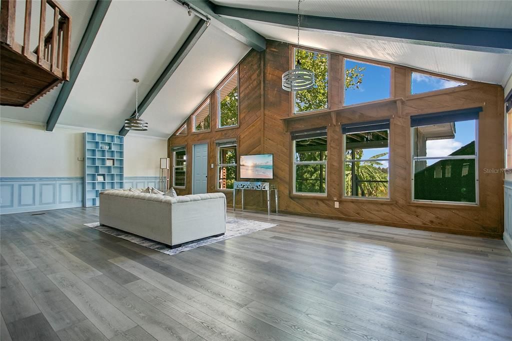 For Sale: $415,000 (3 beds, 3 baths, 2149 Square Feet)