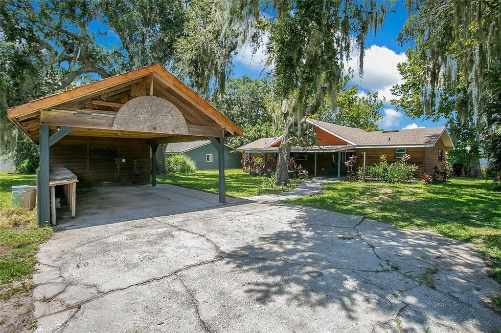 For Sale: $415,000 (3 beds, 3 baths, 2149 Square Feet)