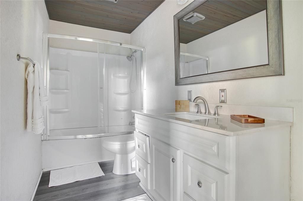 For Sale: $415,000 (3 beds, 3 baths, 2149 Square Feet)