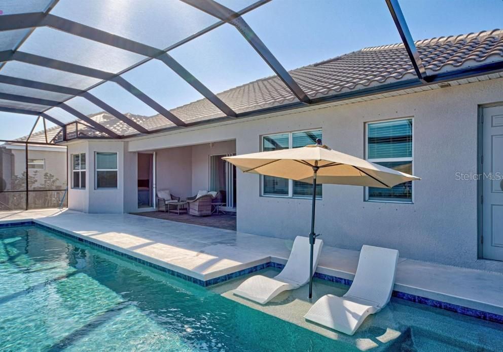 出租: $4,425 (4 贝兹, 2 浴室, 2349 平方英尺)