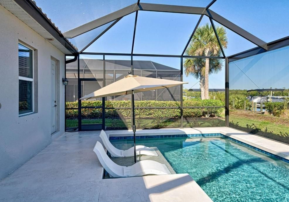 出租: $4,425 (4 贝兹, 2 浴室, 2349 平方英尺)