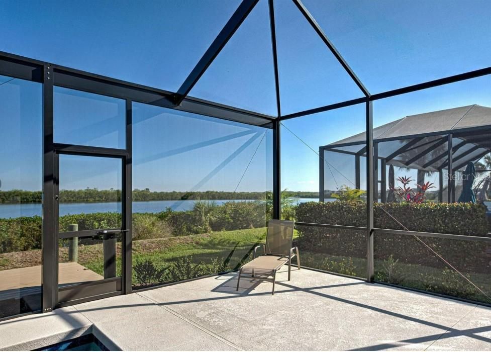 出租: $4,425 (4 贝兹, 2 浴室, 2349 平方英尺)